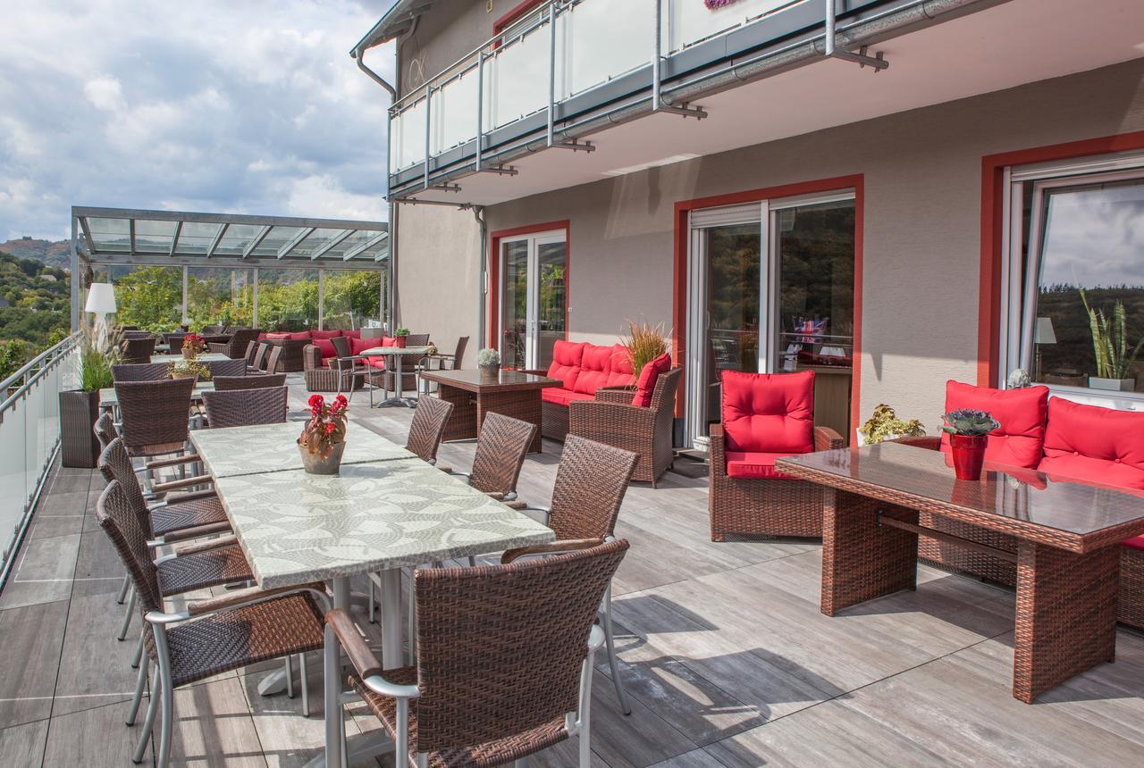 Hotel-Restaurant-Weingut Kapellenhof Клотен Екстериор снимка