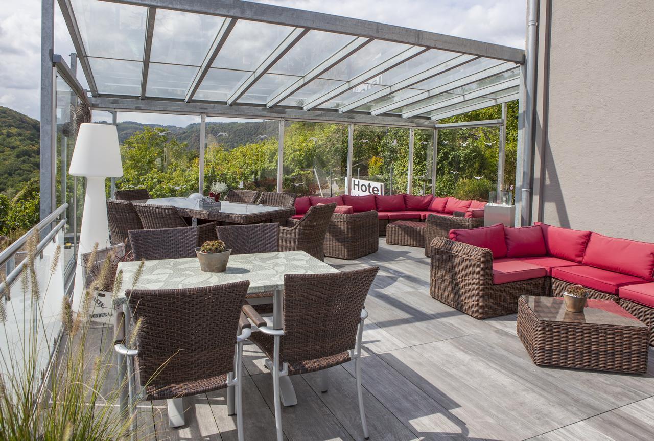 Hotel-Restaurant-Weingut Kapellenhof Клотен Екстериор снимка